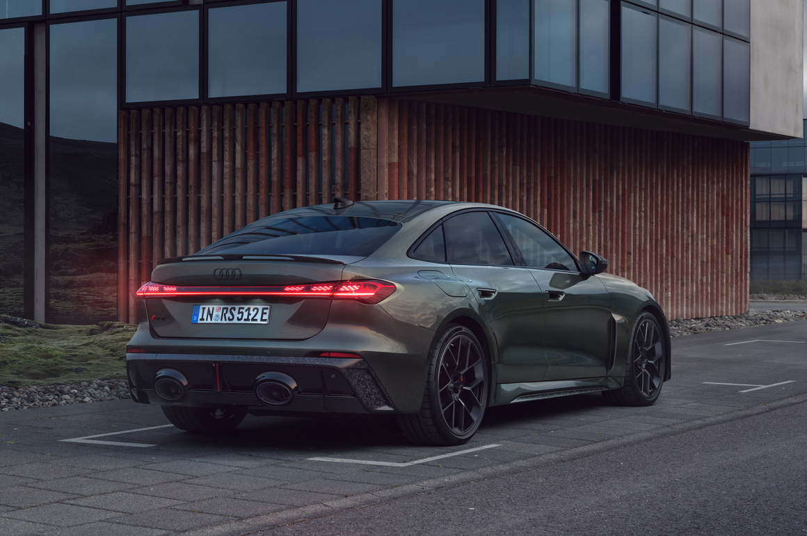 アウディ 新型RS 5の外観(リヤ)