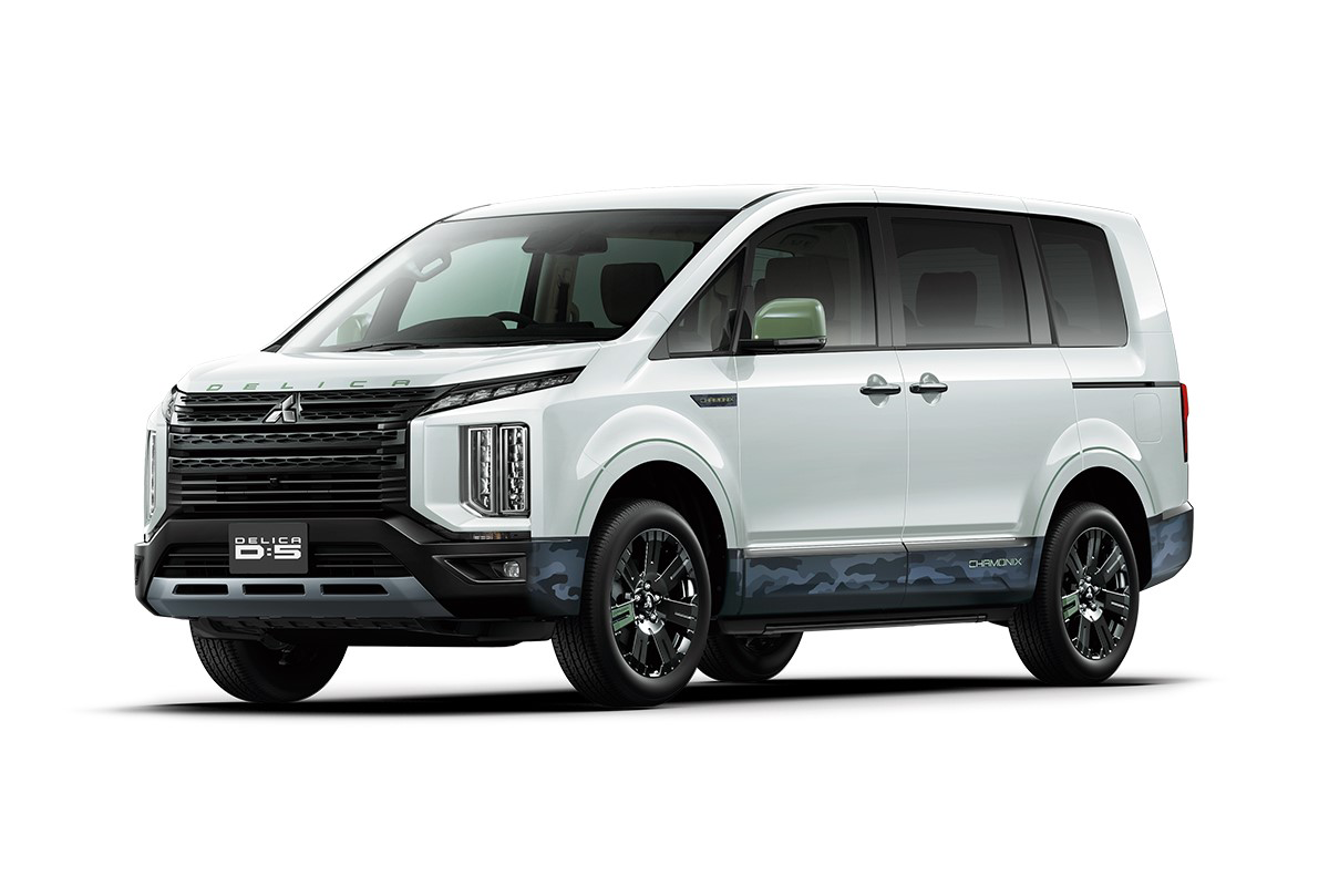 2023年に発売された三菱 デリカD:5 シャモニー(コンプリートパッケージ装着車)